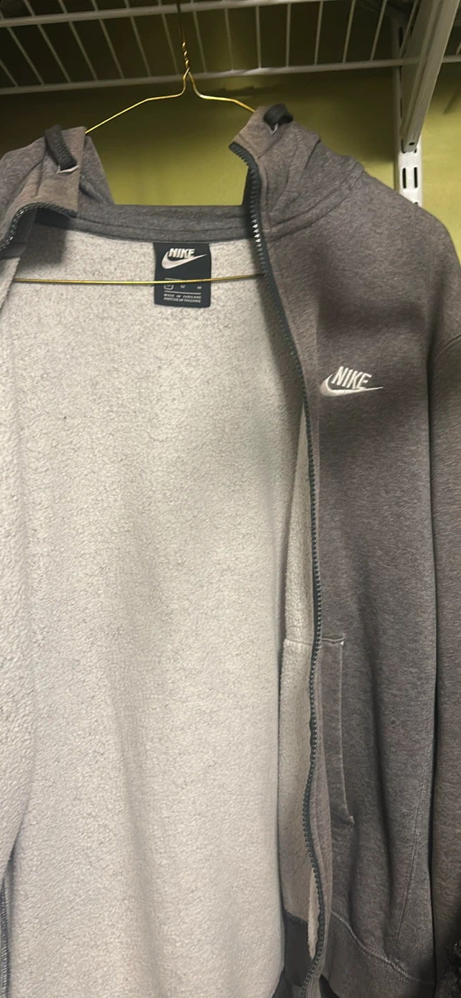 Nike Full Zip Hoodie, Size M