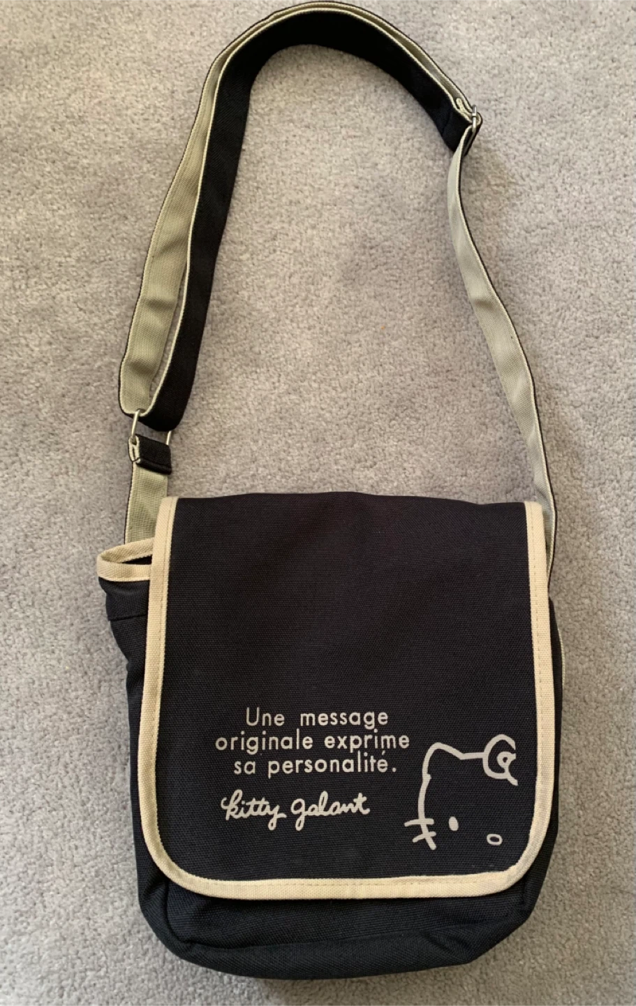 Hello Kitty bags - excellent condition - photo 2