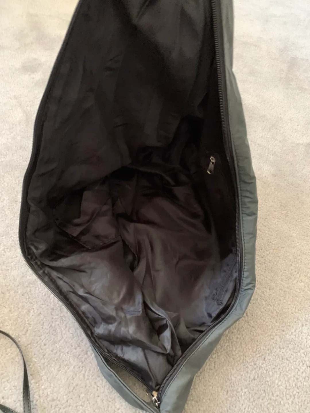 Hello Kitty bags - excellent condition image indicator(9)