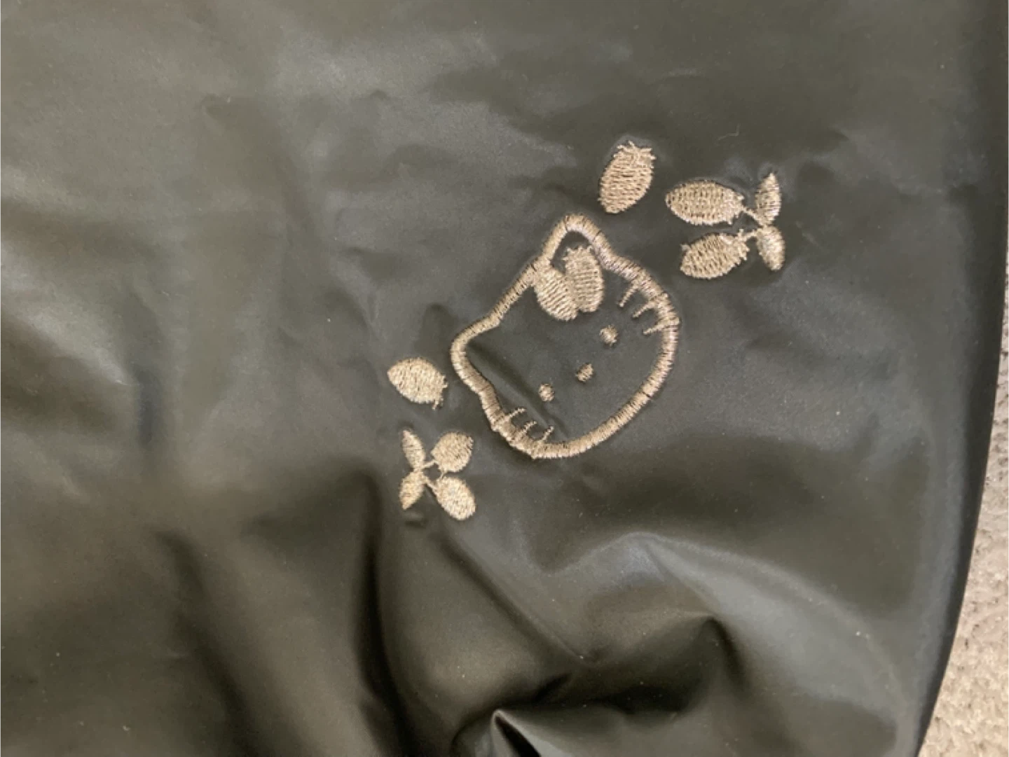 Hello Kitty crossbody bag - excellent condition - photo 2