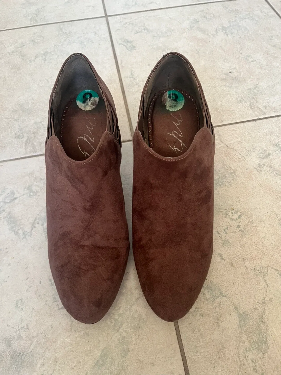 Erica Brown Ankle Boots Size 8 thumbnail