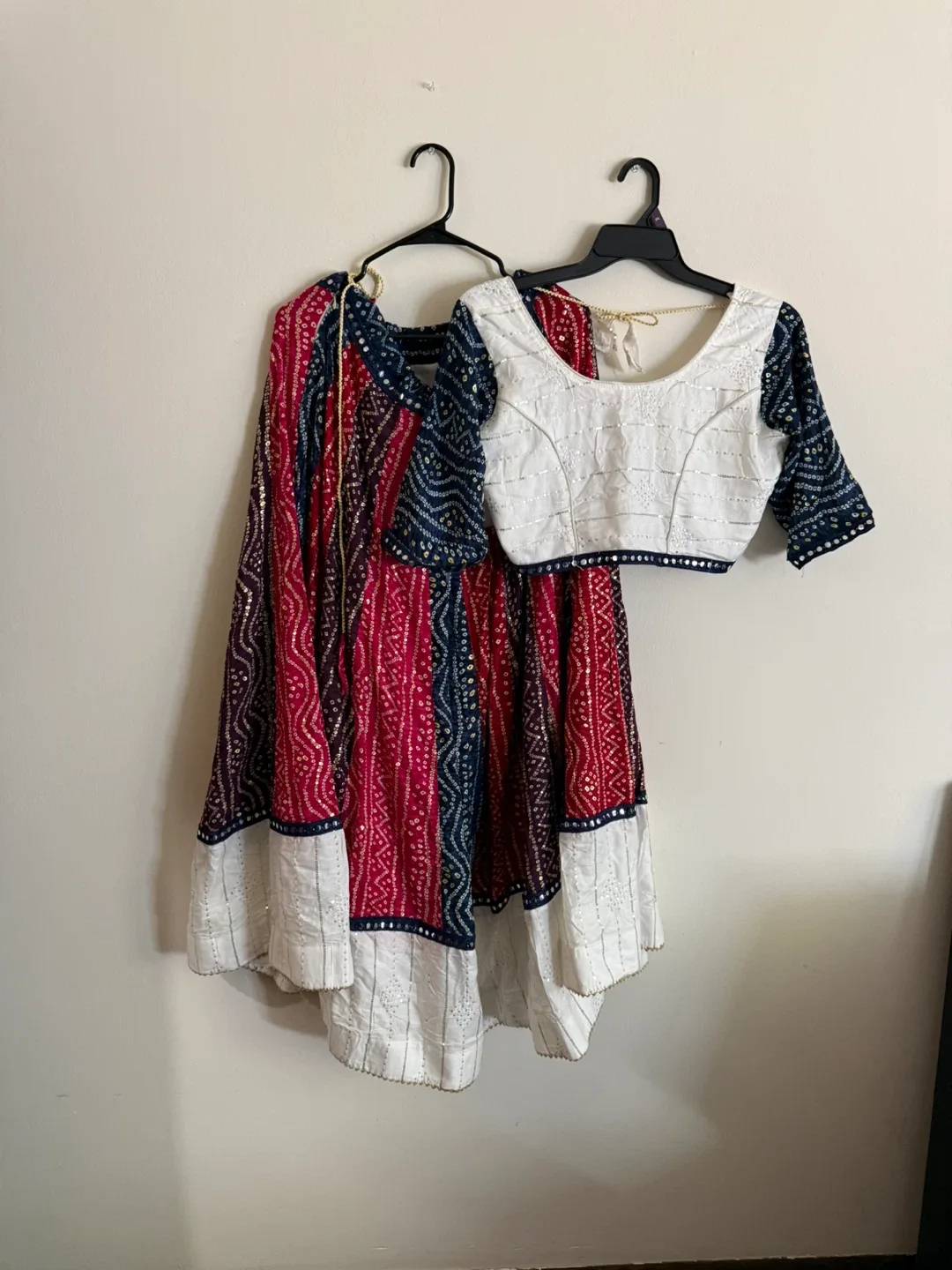 Lehenga Skirt and Blouse Set image indicator(4)