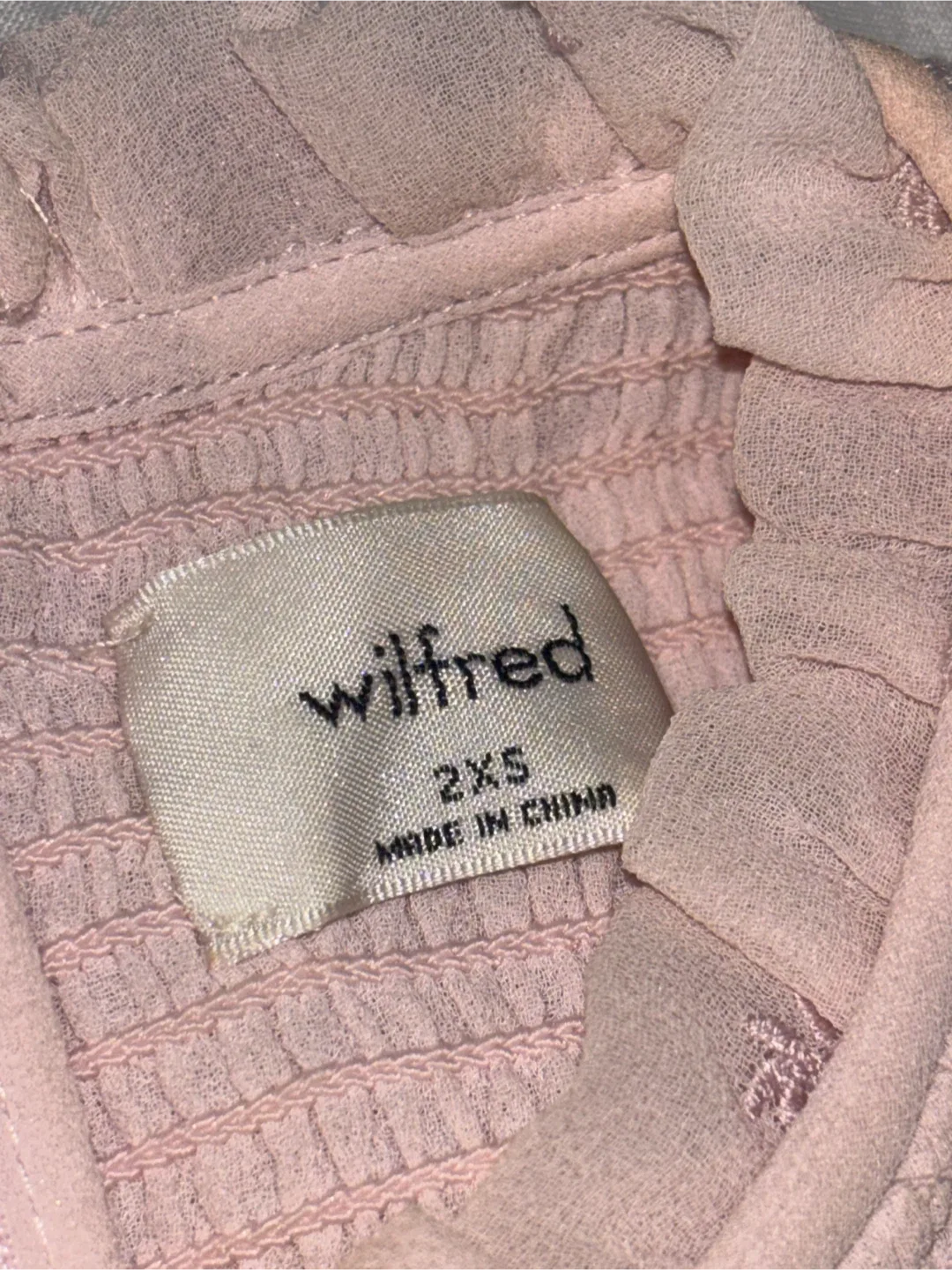 Wilfred Pink Floral Smocked Blouse - 2XS image indicator(3)