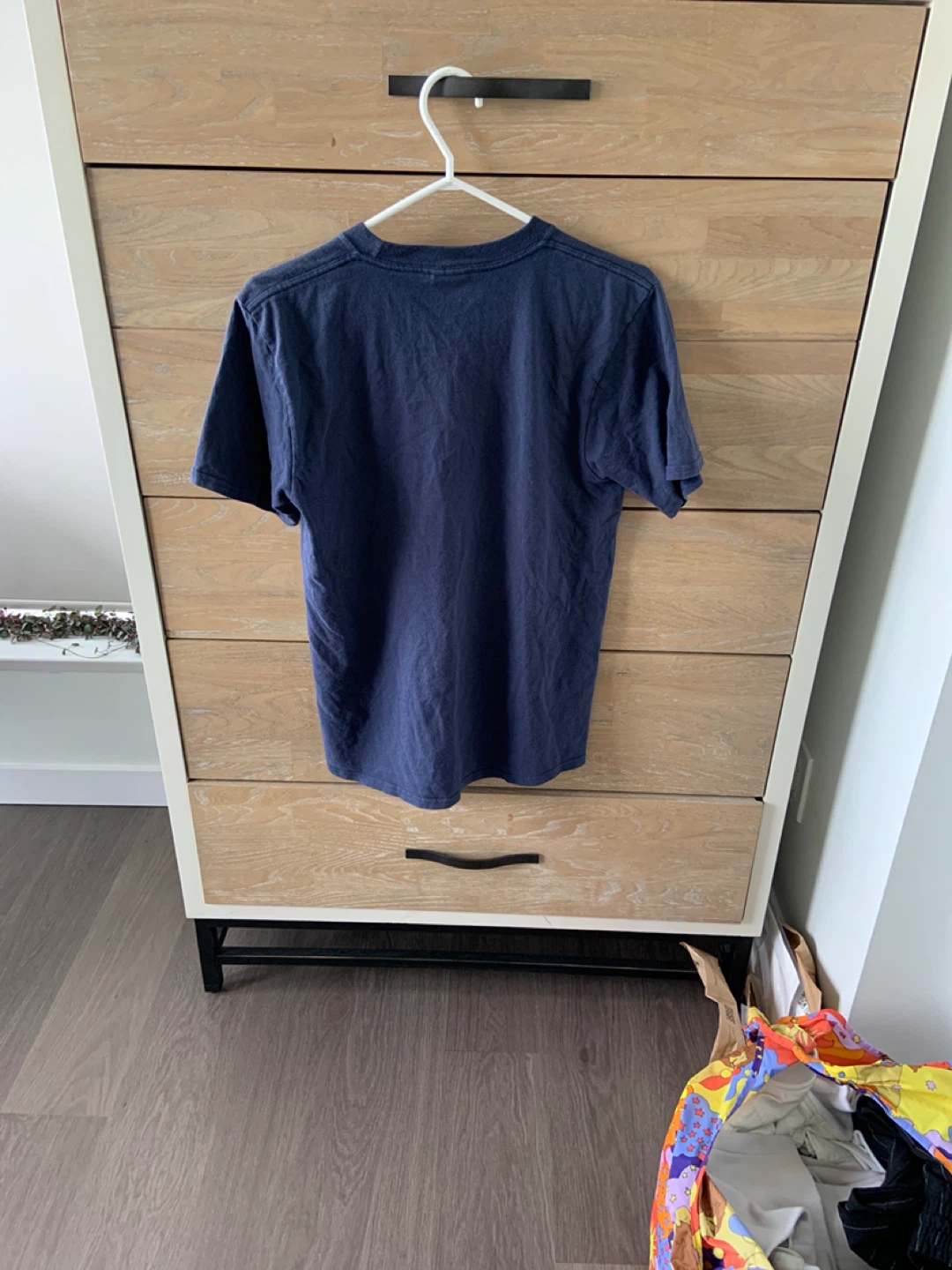 Noah Navy T-Shirt with Orange Graphic - photo 4