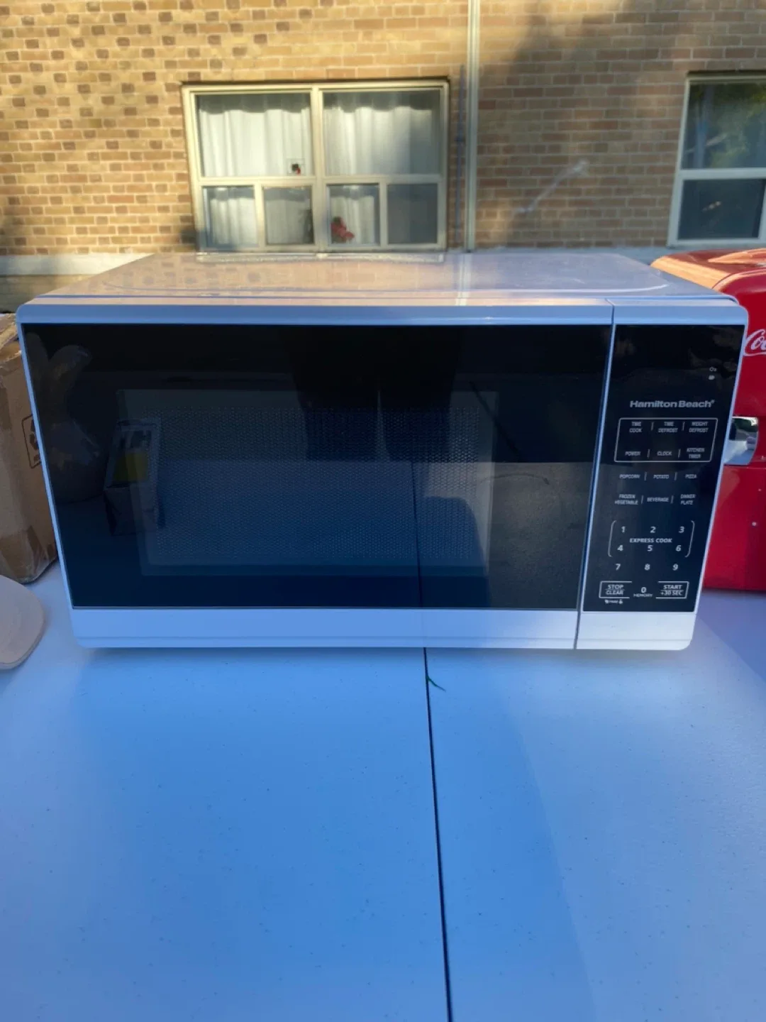 Hamilton Beach Microwave Oven thumbnail