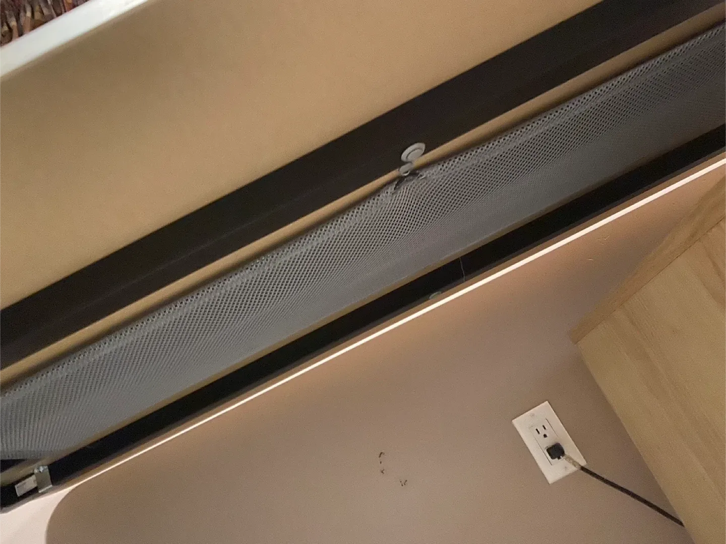 large wooden style ikea desk ( allen ley adjustable) image indicator(5)