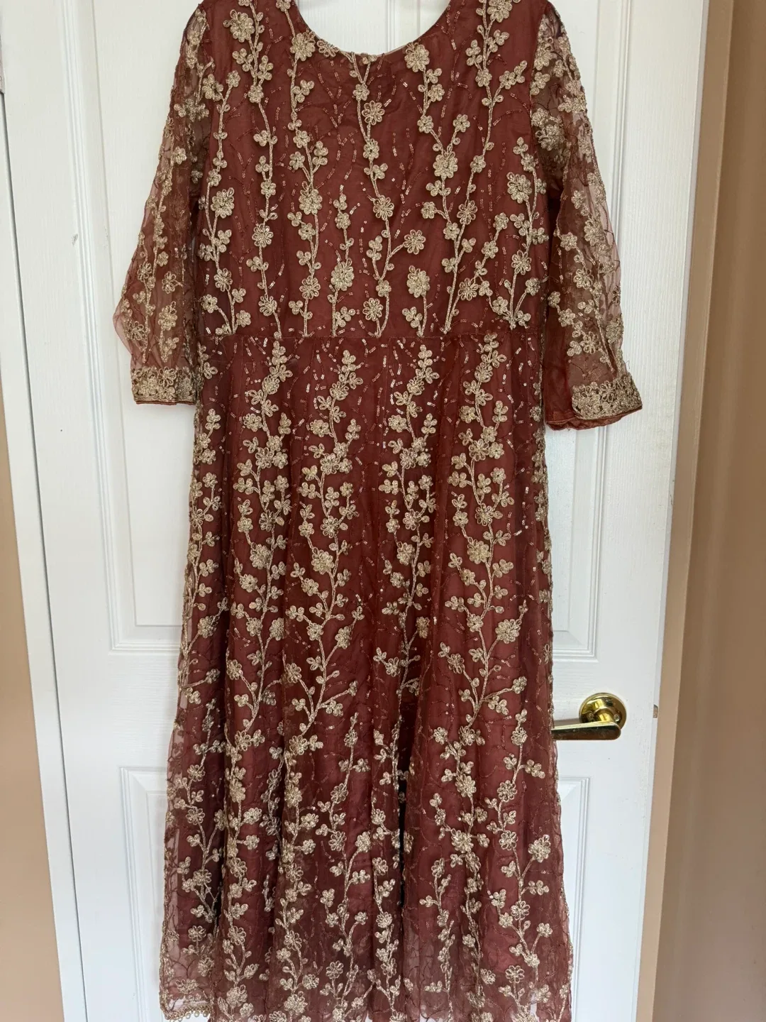 Anarkali Set- Size:2XL BRAND-NEW in tags/ Bought incorrect size! image indicator(3)