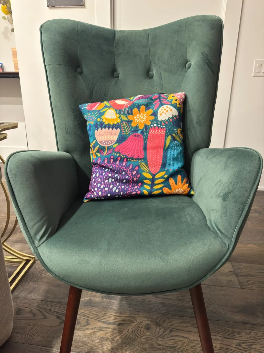 Green Velvet Accent Chair thumbnail