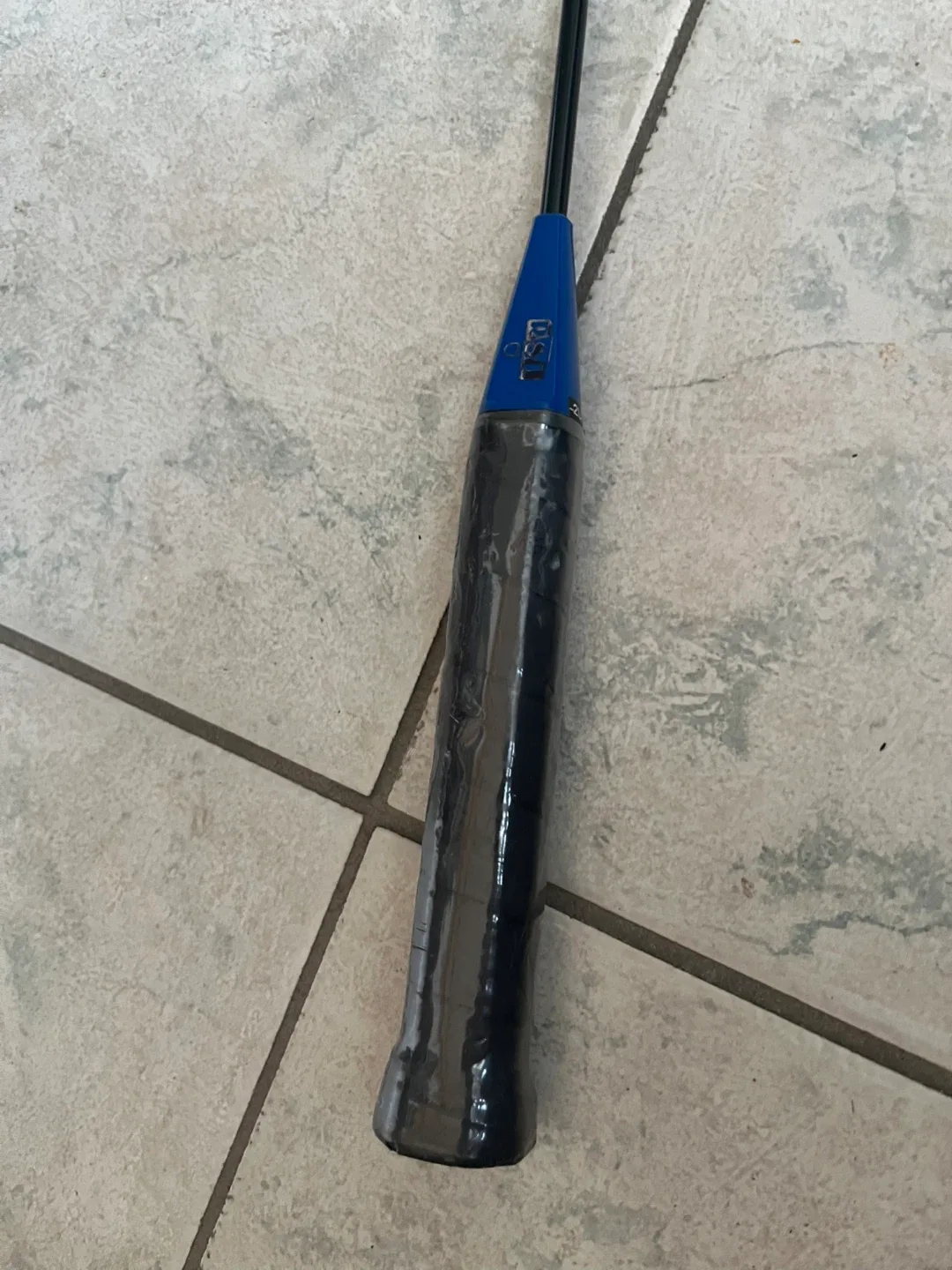 RSL 330 Badminton Racket image indicator(2)