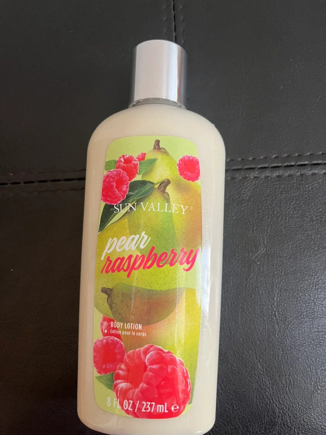 Brand new Sun Valley Pear Raspberry Body Lotion 237 mL thumbnail