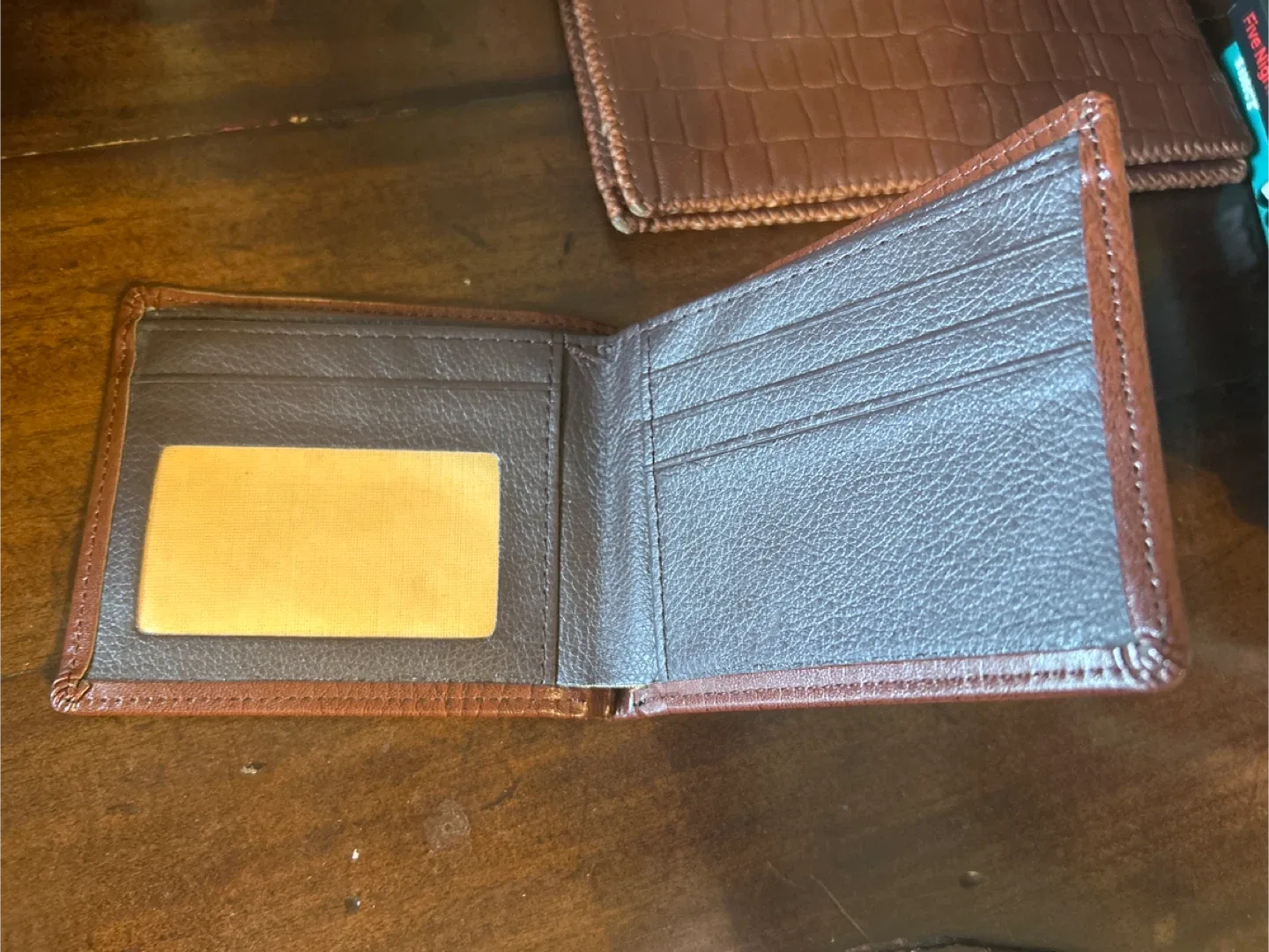 Brown Leather Wallet and Passport Holder Set image indicator(3)