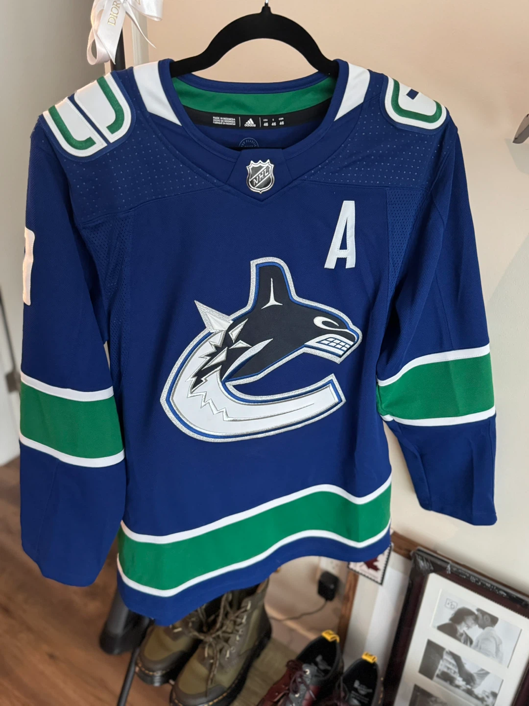 Adidas Vancouver Canucks J.T. Miller Jersey, Size 46