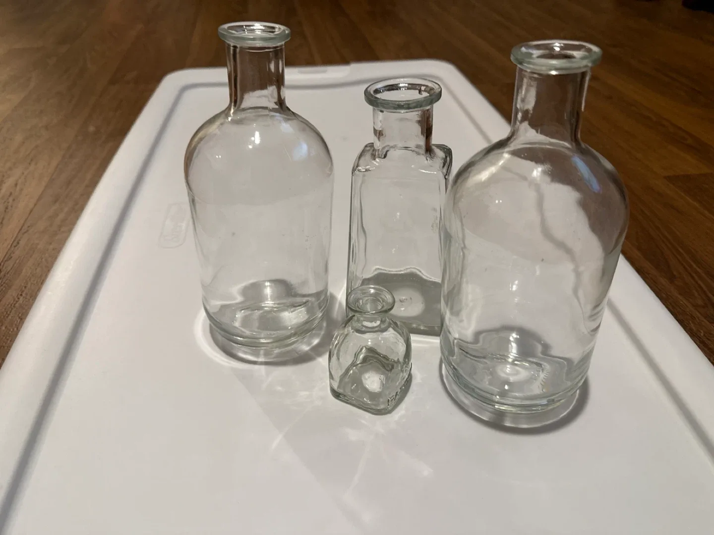 Set of 4 Clear Glass Vases image indicator(2)