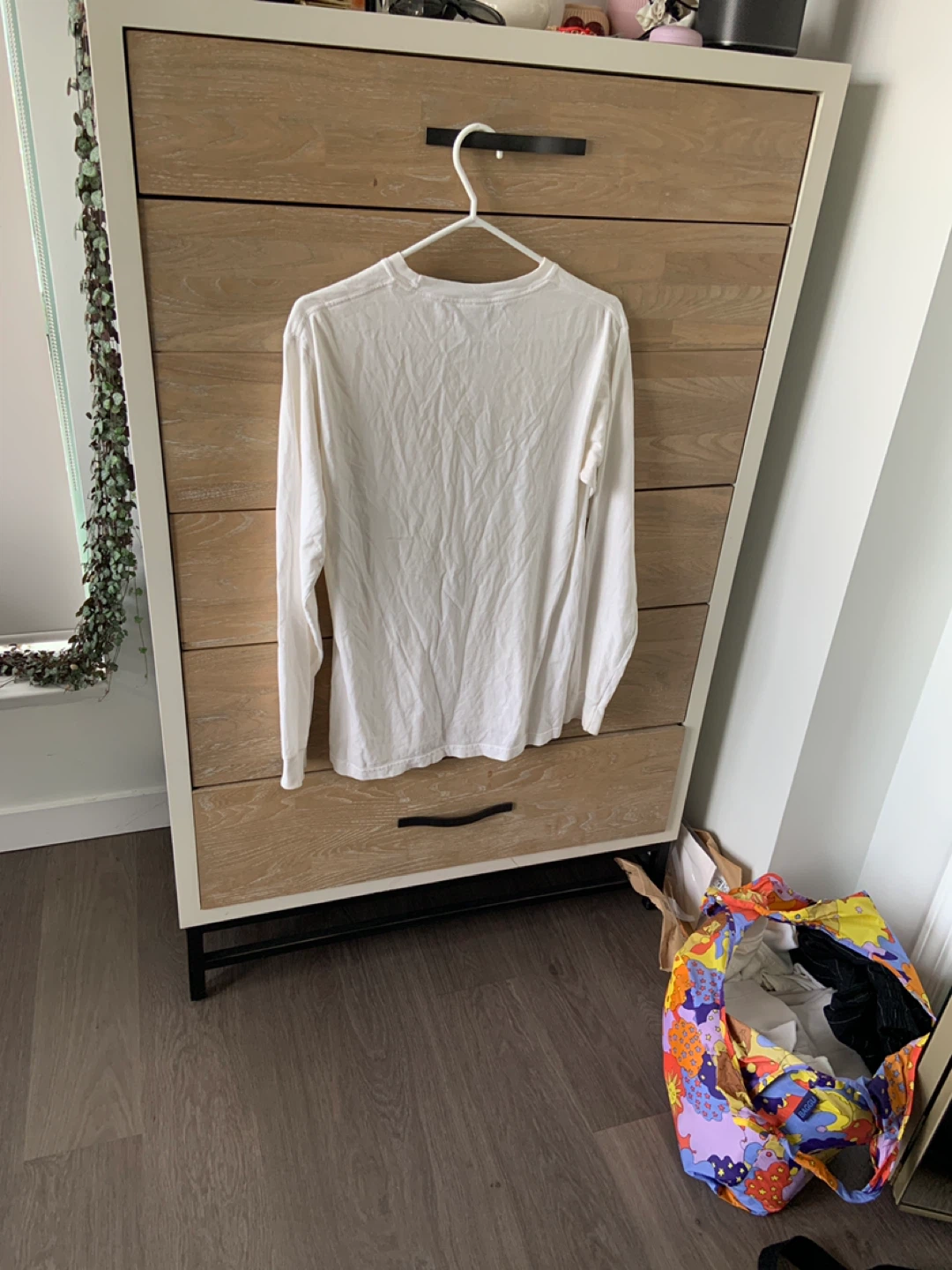 Noah White Long Sleeve T-Shirt - photo 5