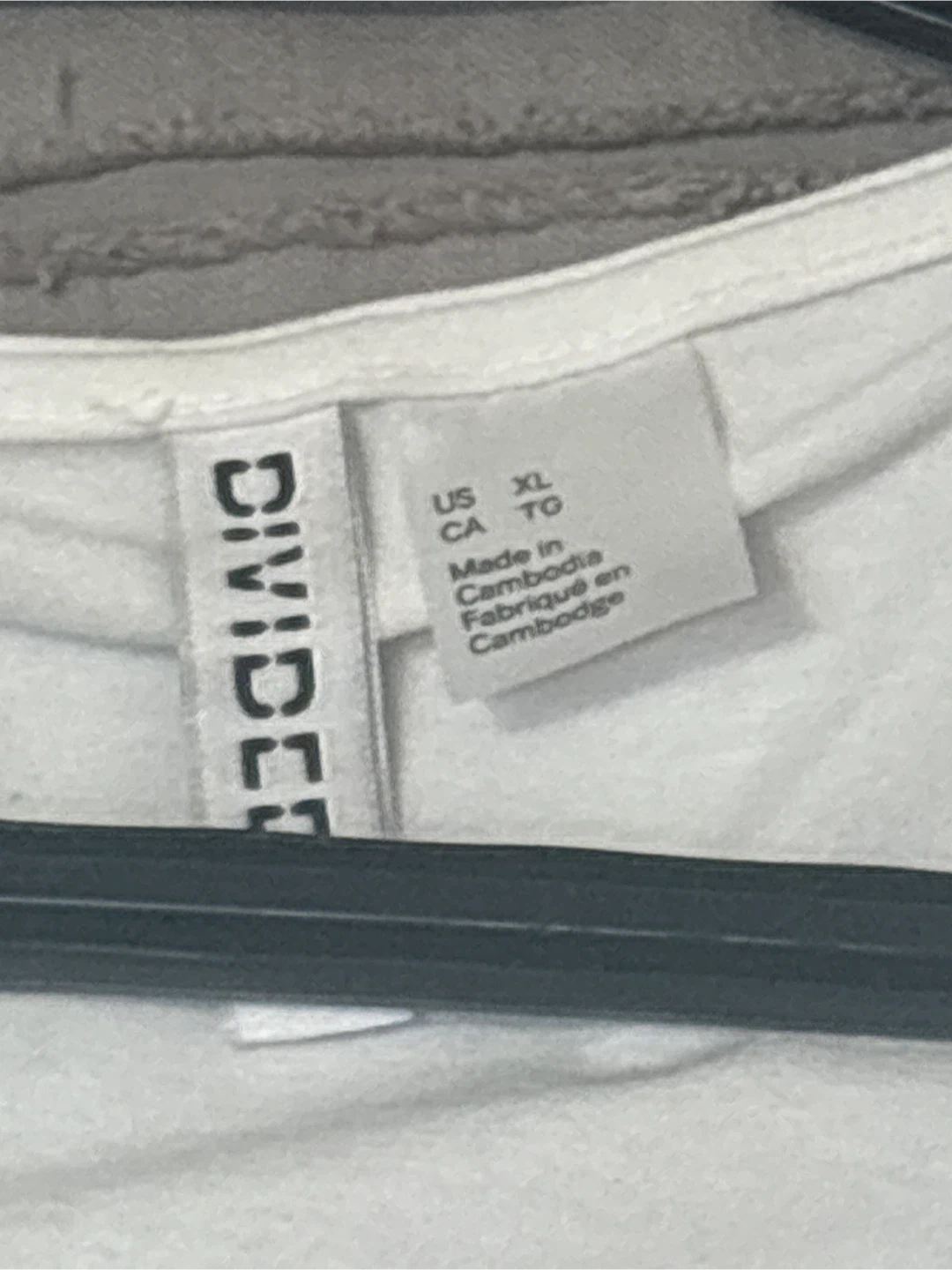 H&M Divided White Long Sleeve - XL - photo 2