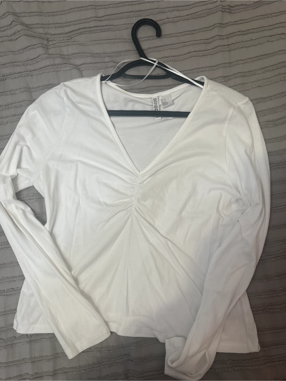 H&M Divided White Long Sleeve - XL