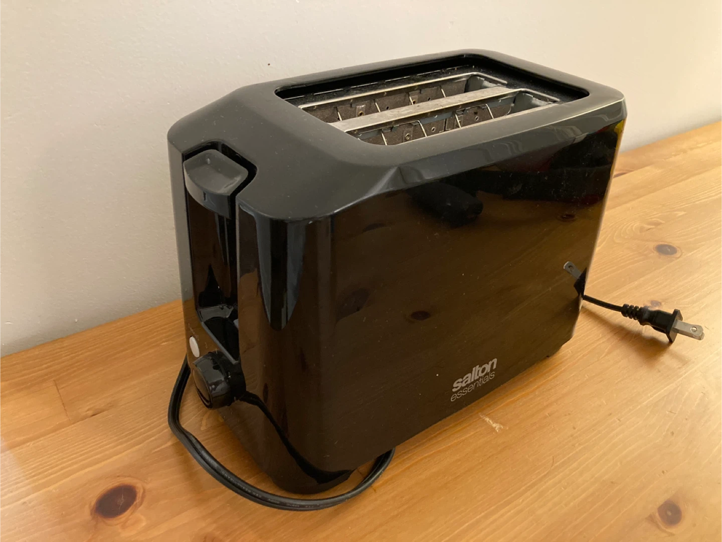 Salton Essentials Black Kettle, Coffee Maker & Toaster - photo 3