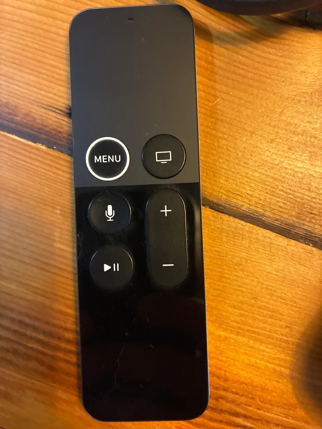 Apple TV 4K (1st Gen, Model A1842) + HDMI Cable image indicator(2)