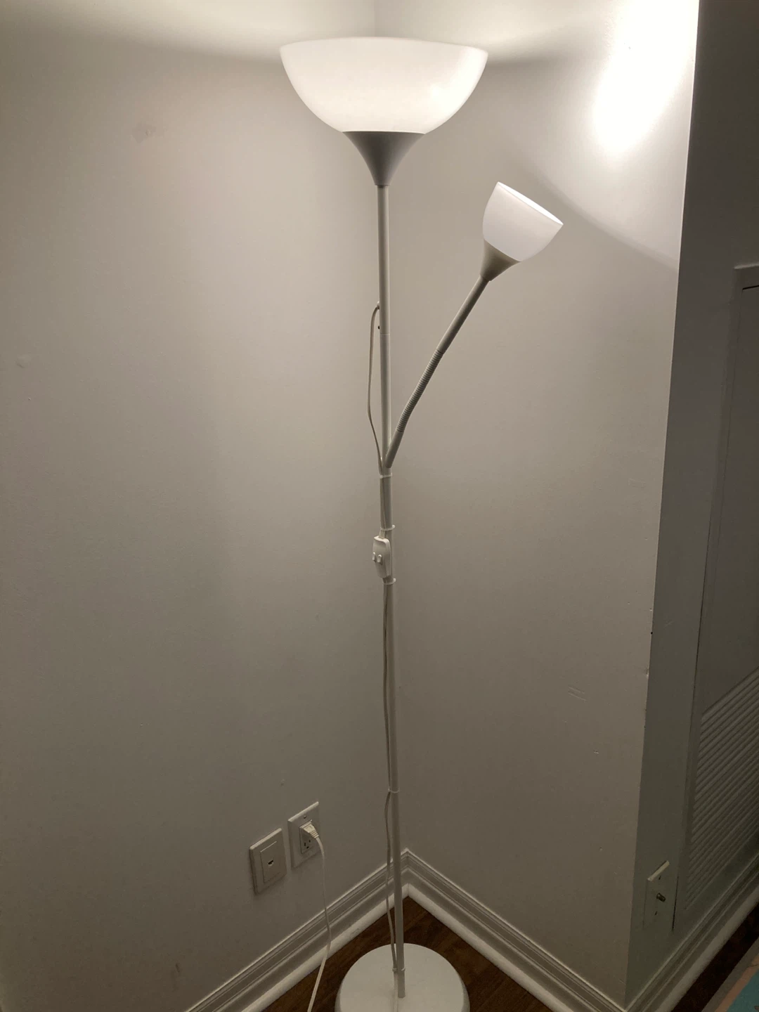 Assorted Floor and Desk Lamps