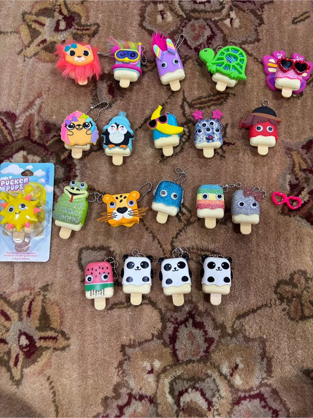 Claire’s Pucker Pops Lot - like new thumbnail