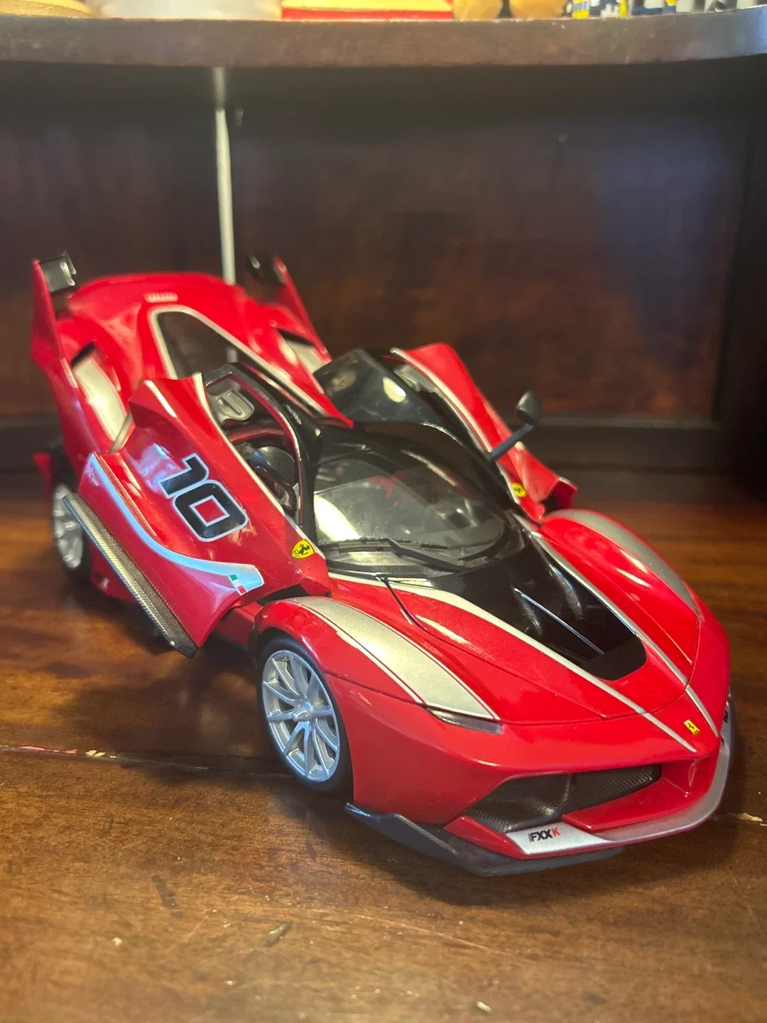 Ferrari FXX K Red Diecast Model Car image indicator(2)