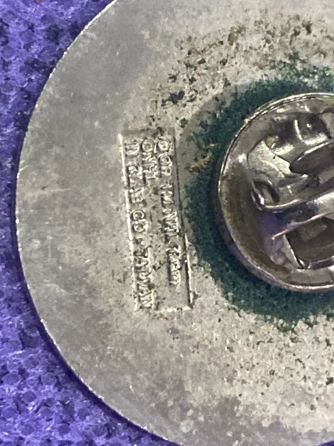 Vintage NHL Team Logo Pins - Set of 6 image indicator(5)