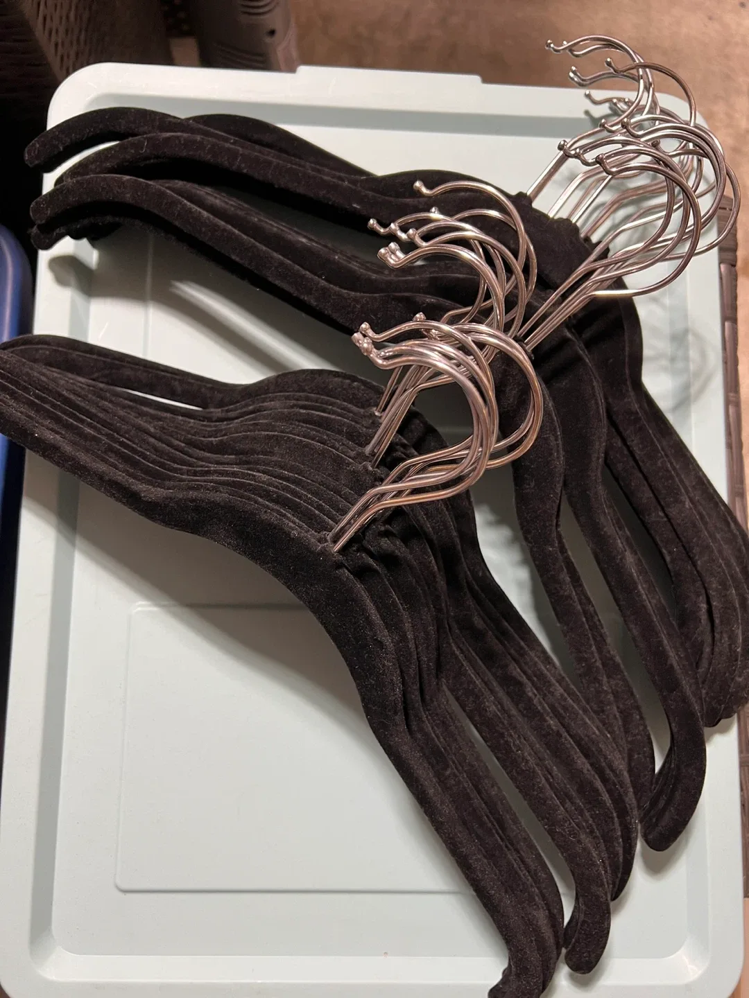 Black Velvet Non-Slip Suit Clothes Hangers thumbnail