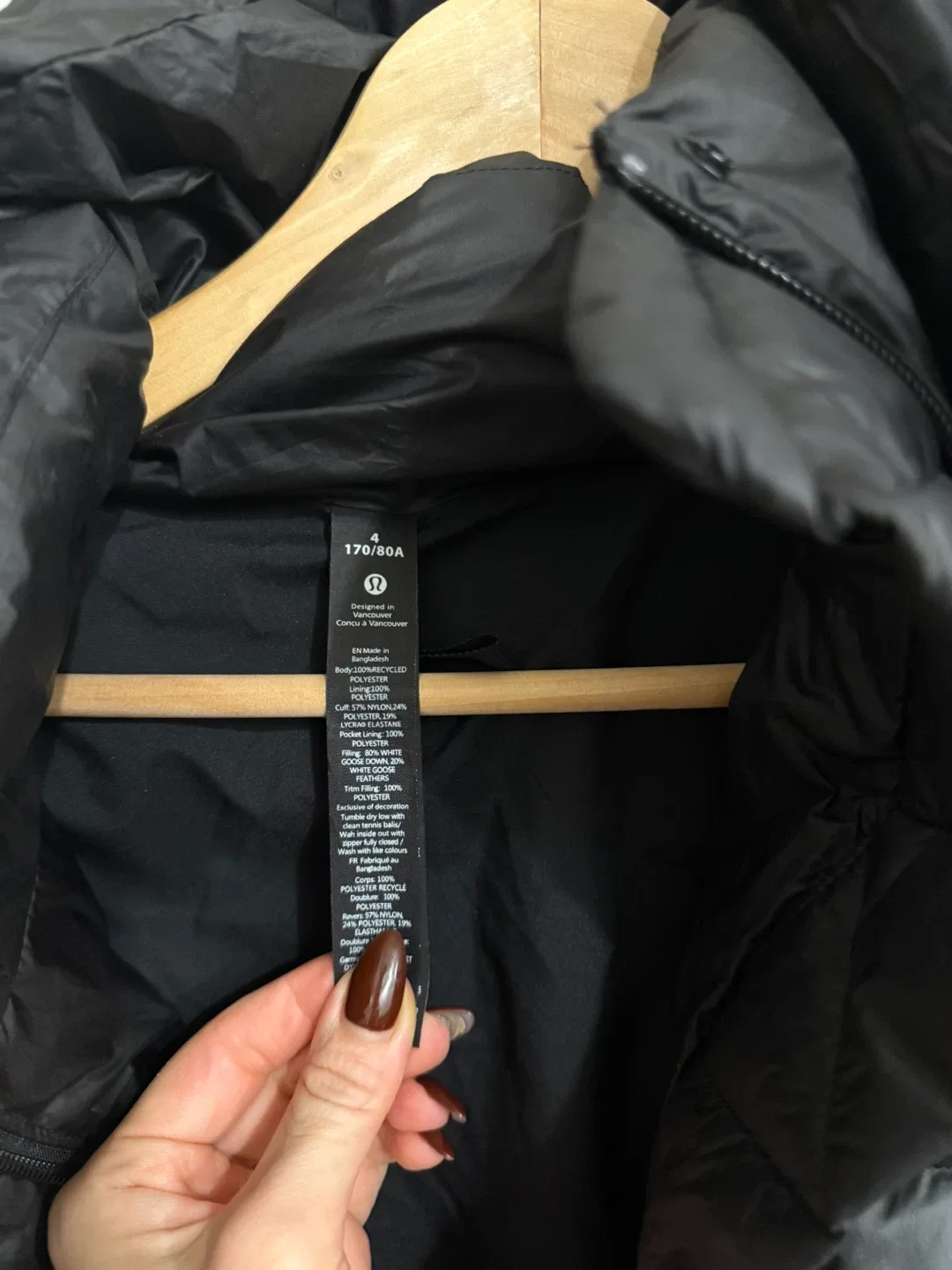 Lululemon Black Puffer down Jacket Size 4 image indicator(2)