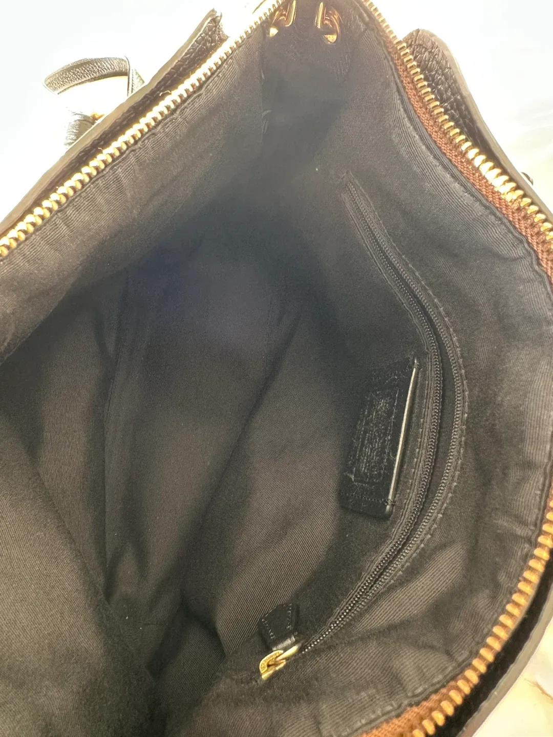 Coach Black Leather Crossbody image indicator(4)