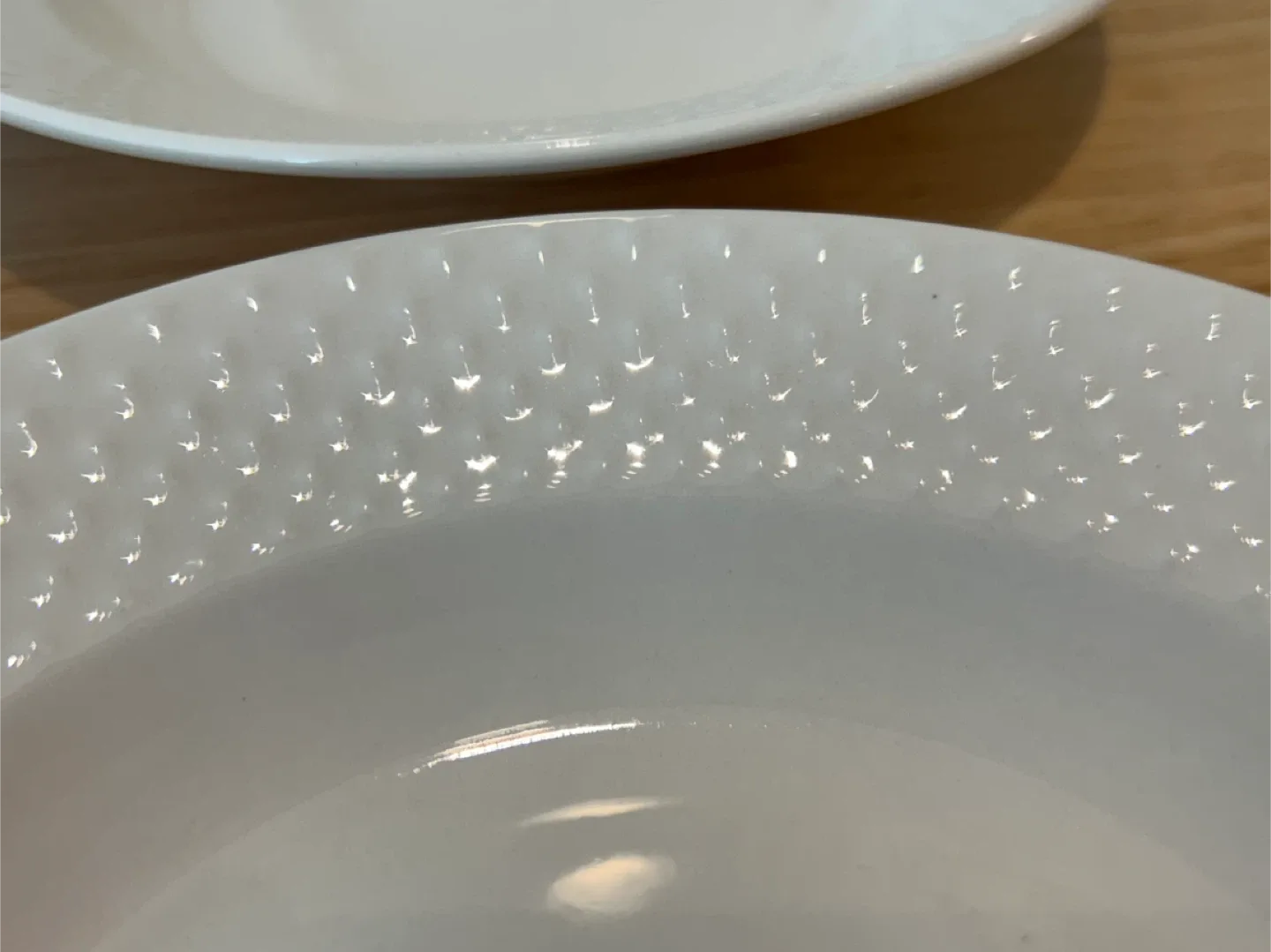 Set of 24 ps White Dinnerware + 3 Bowls image indicator(5)