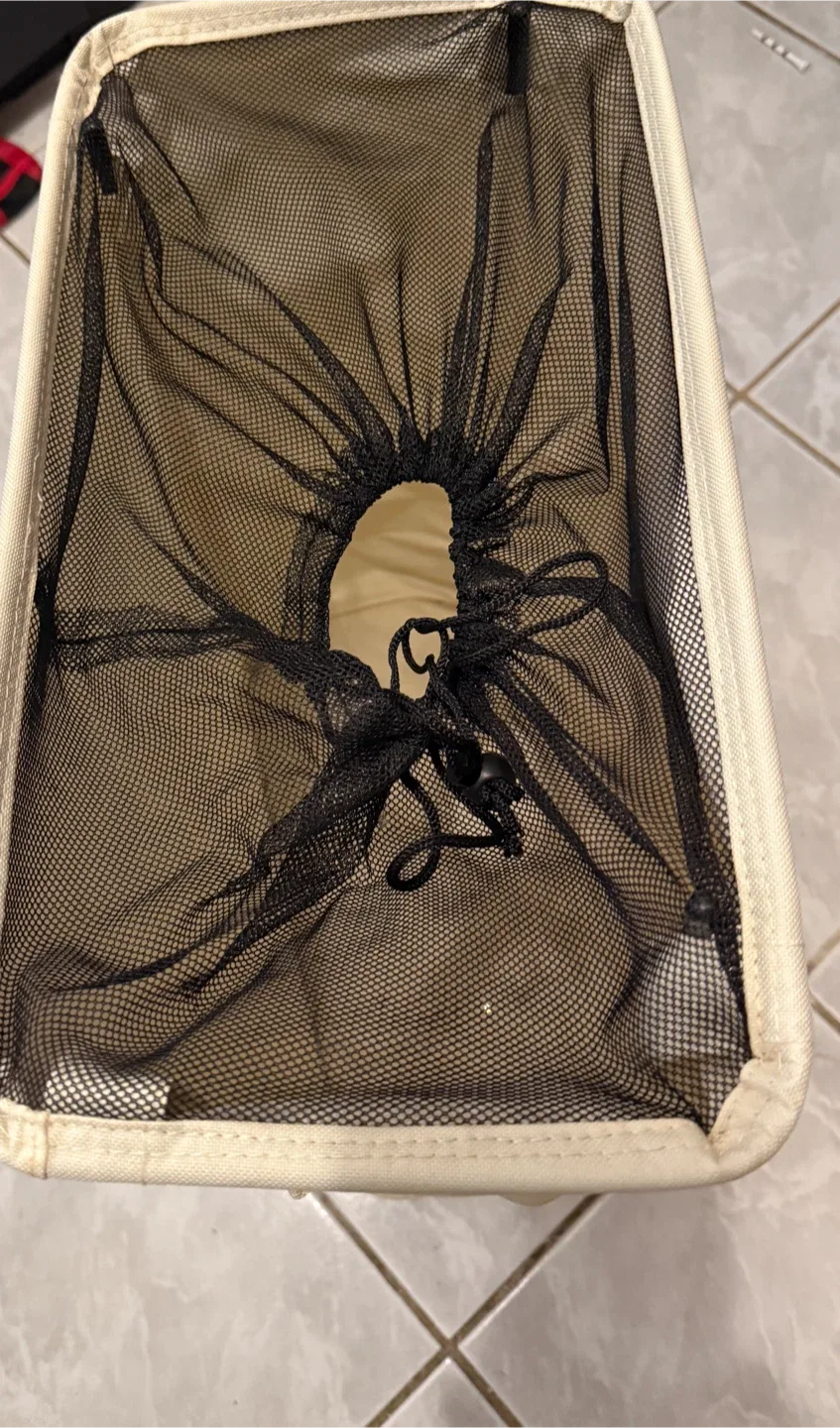 Beige Laundry Hamper with Mesh image indicator(2)