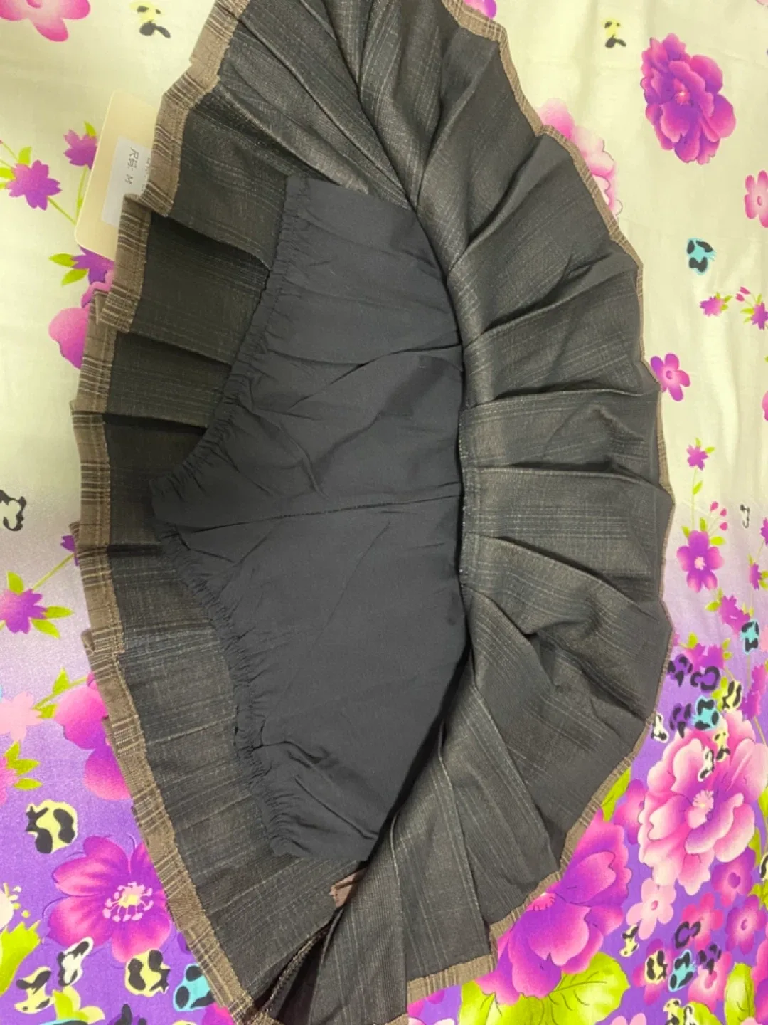 Brand New Brown Plaid Pleated Mini Skirt - Size L image indicator(3)