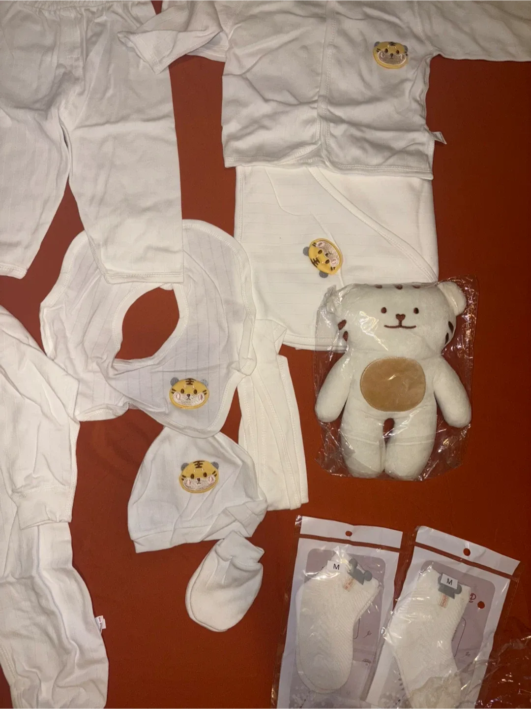 Brand New Babeidi newborn baby gift set 14pcs image indicator(2)