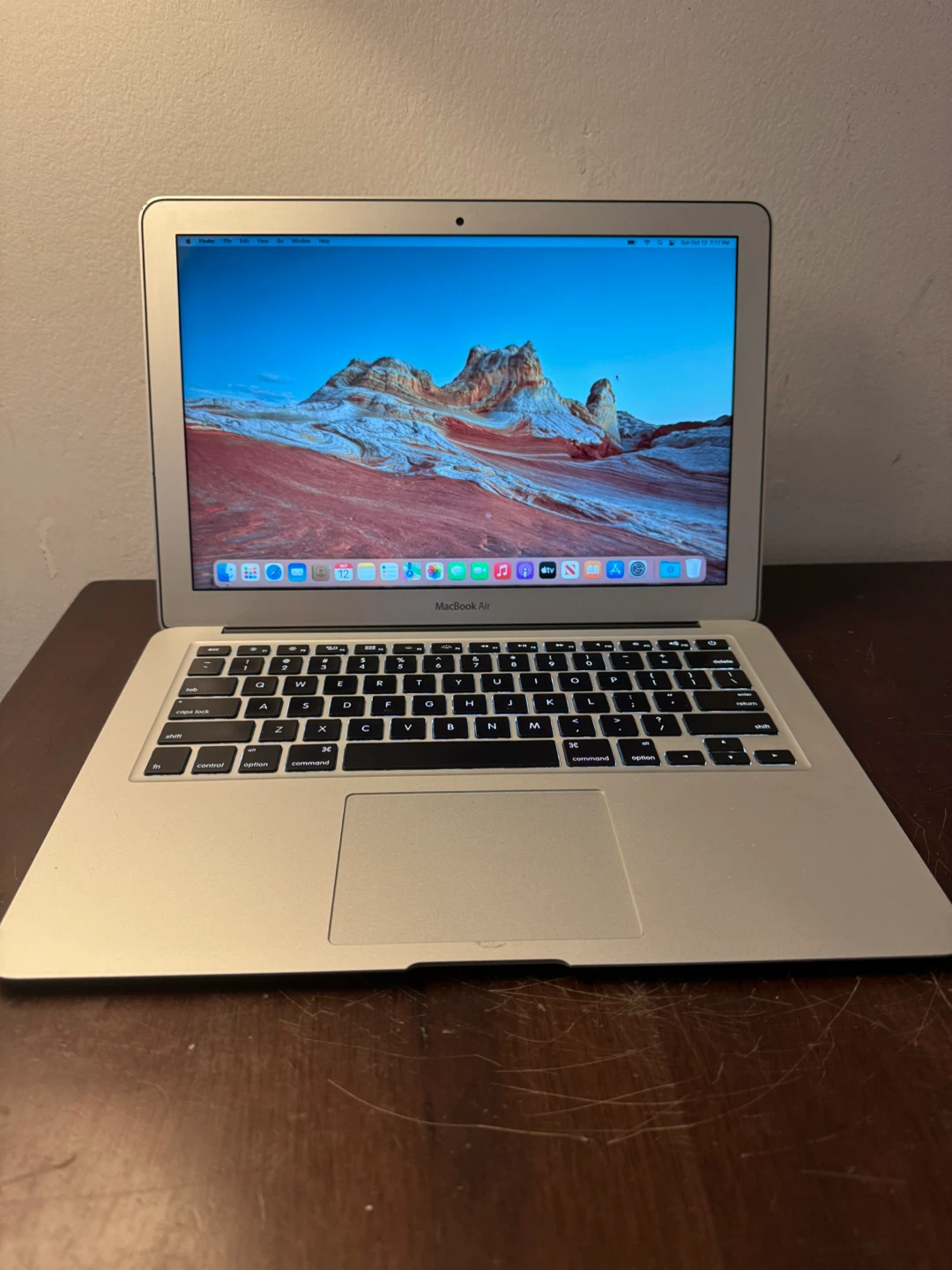 （86）Apple MacBook Air 13-inch 2017