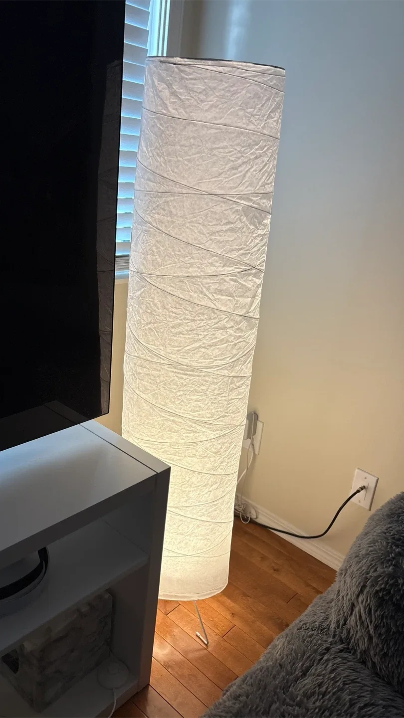IKEA Holmö Floor Lamp thumbnail