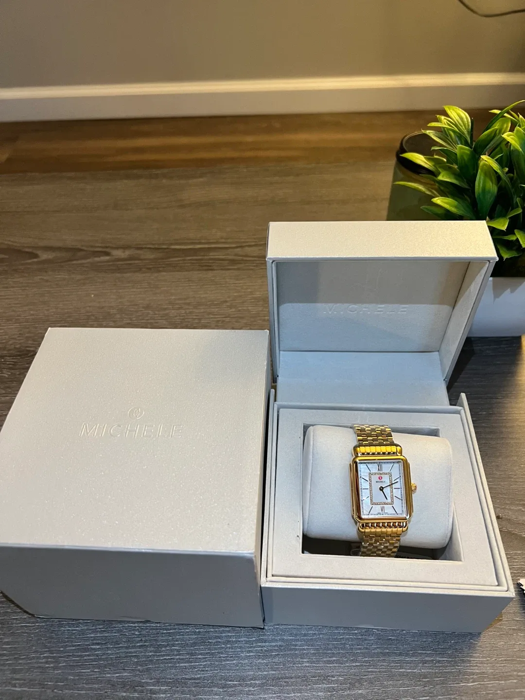 Michele Deco Gold Watch with Box image indicator(5)