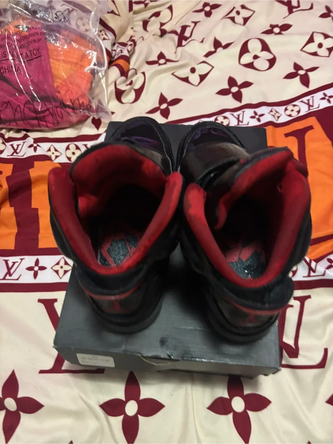 Jordan 5 AM BG Black/Red Size 7Y image indicator(2)