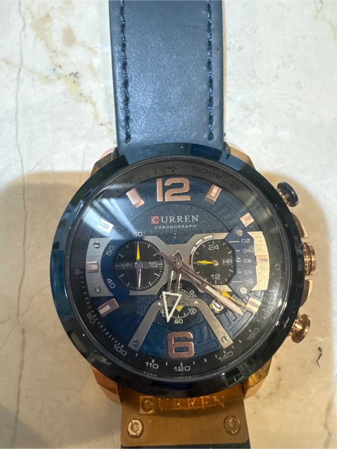 Curren 8329 Men's Stainless Steel Watch image indicator(2)