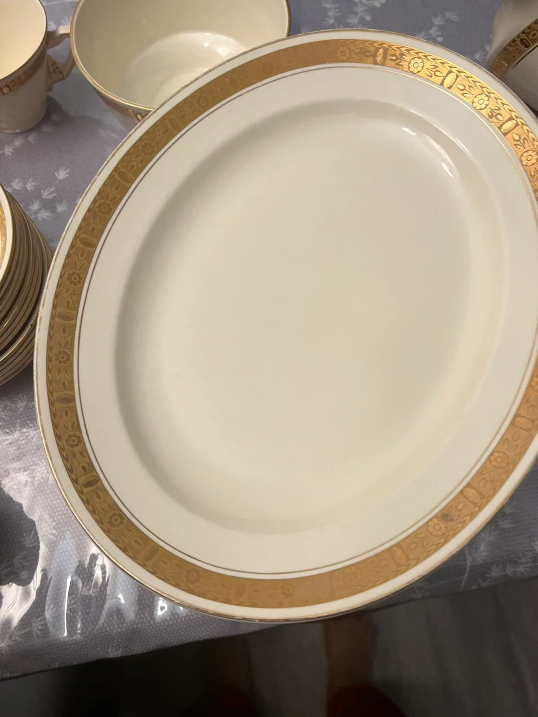 Burleigh Ware Dinnerware Set image indicator(7)
