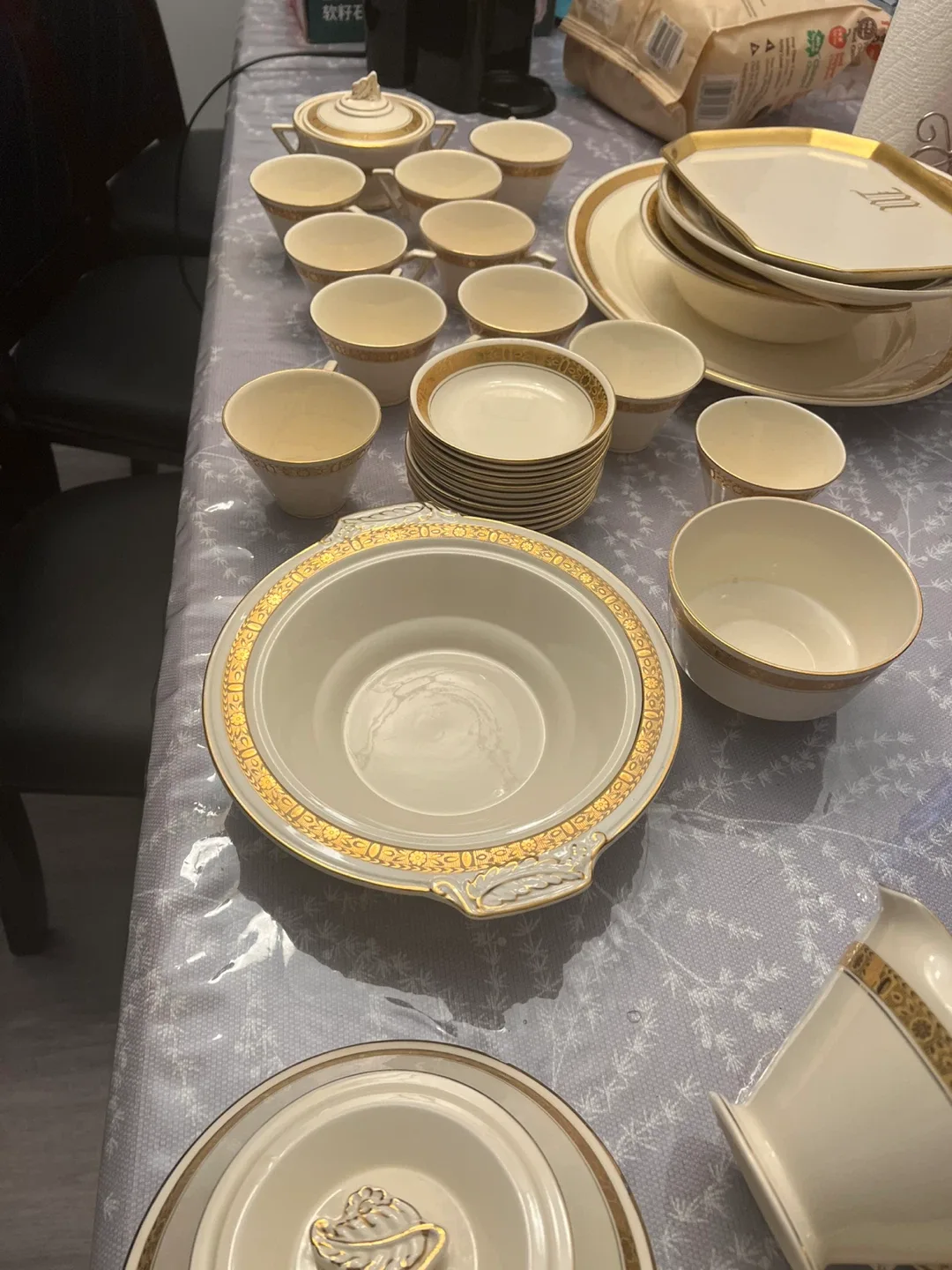 Burleigh Ware Dinnerware Set image indicator(10)