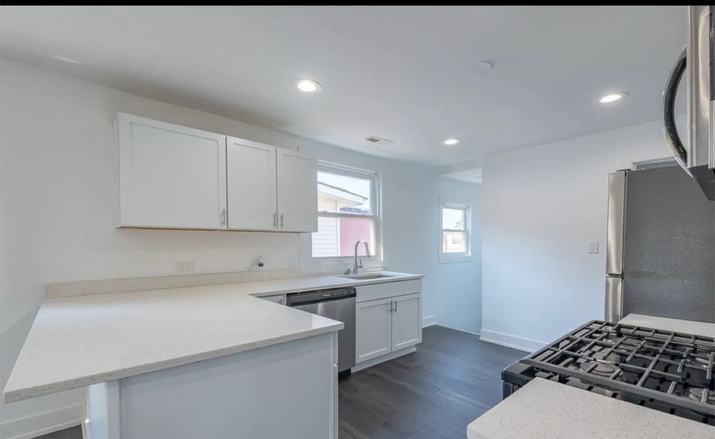 2 bed 1 bath apartment image indicator(6)