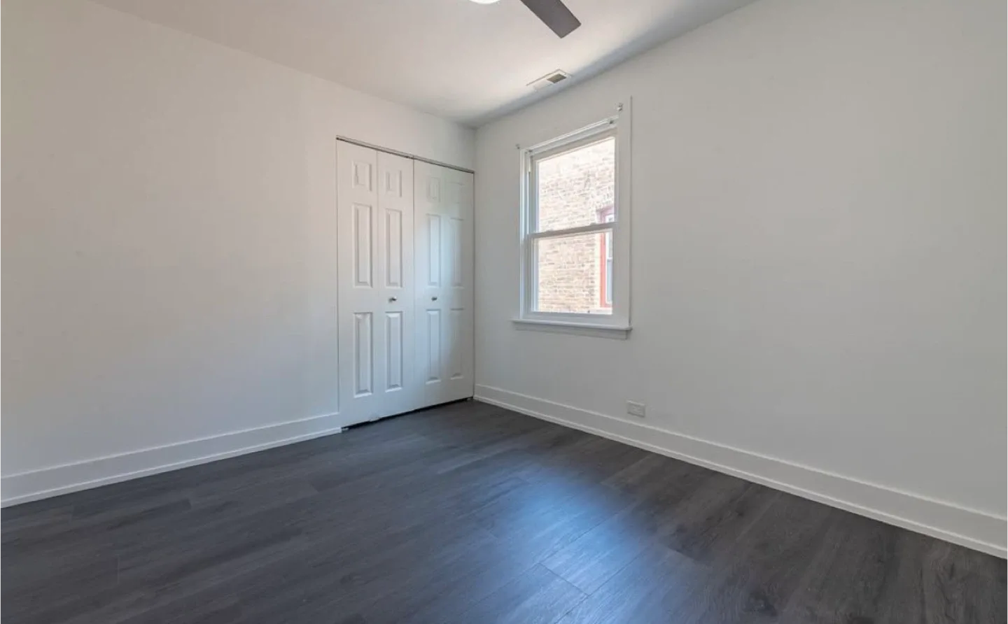 2 bed 1 bath apartment image indicator(9)