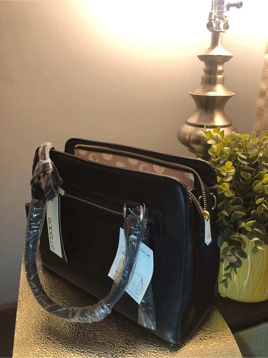 Isabelle Le Handbag - New with tags image indicator(3)