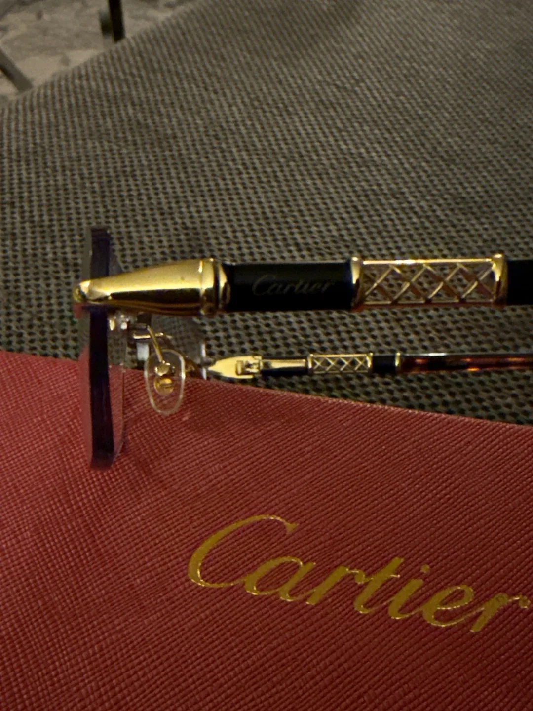 Cartier Eyeglasses image indicator(2)