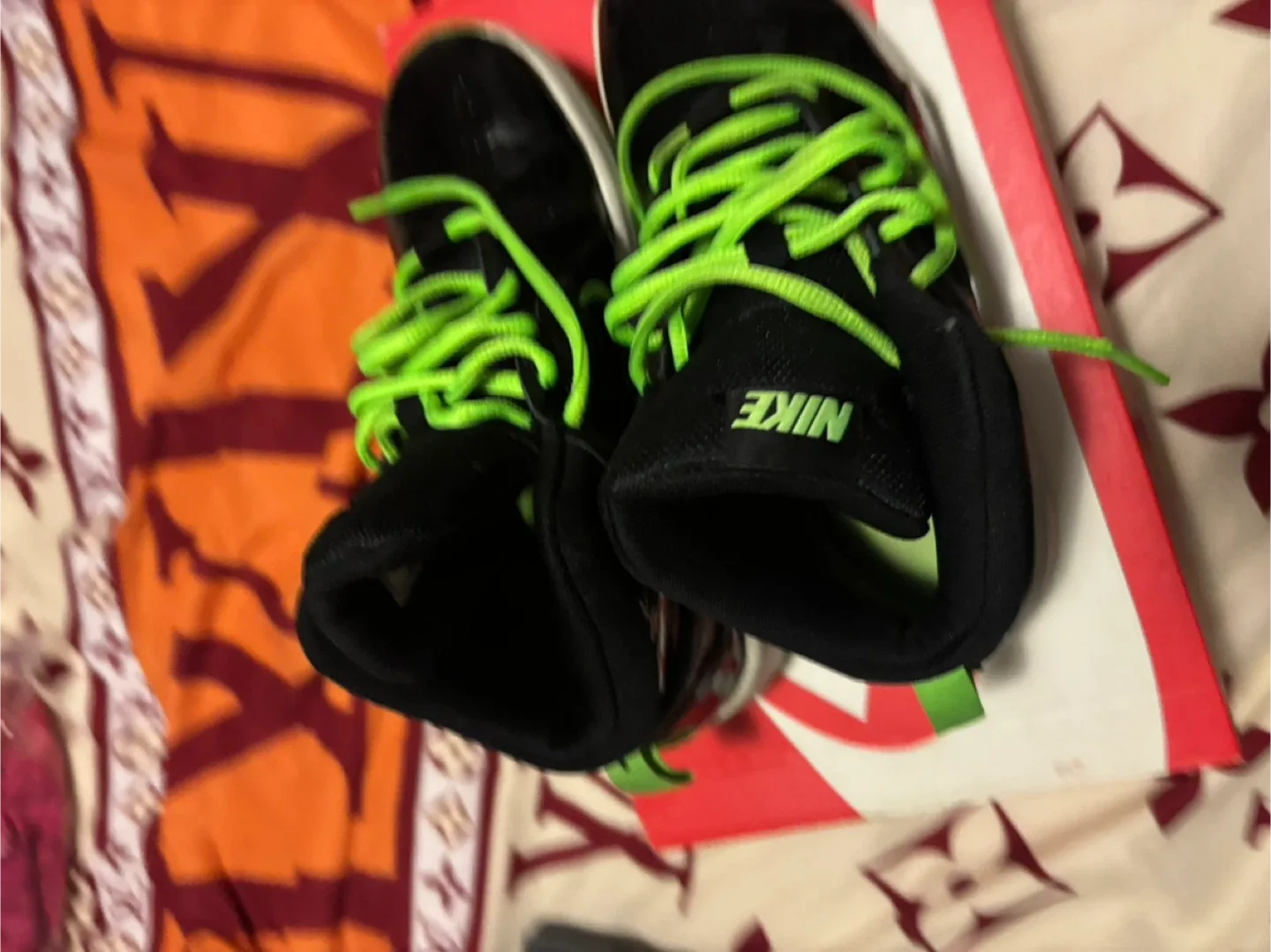 Nike Son of Force Mid (GS) - Size 4Y image indicator(2)