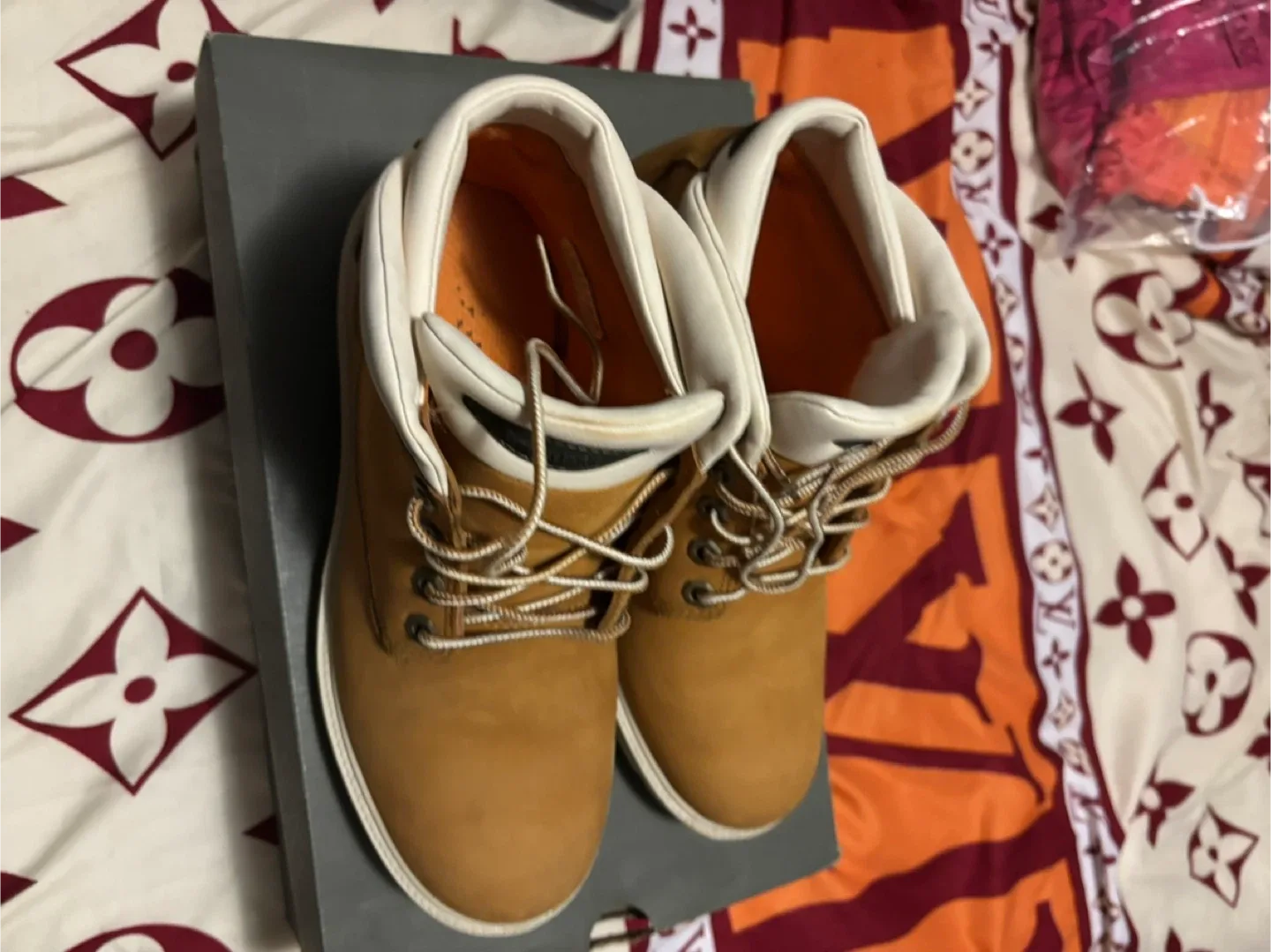 Timberland Junior's Boots Size 6.5 image indicator(2)