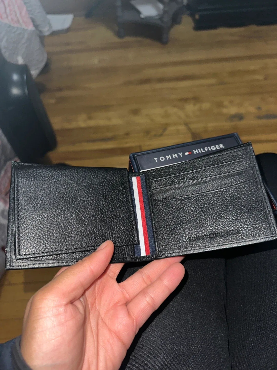 Tommy Hilfiger Leather Wallet - Black image indicator(4)