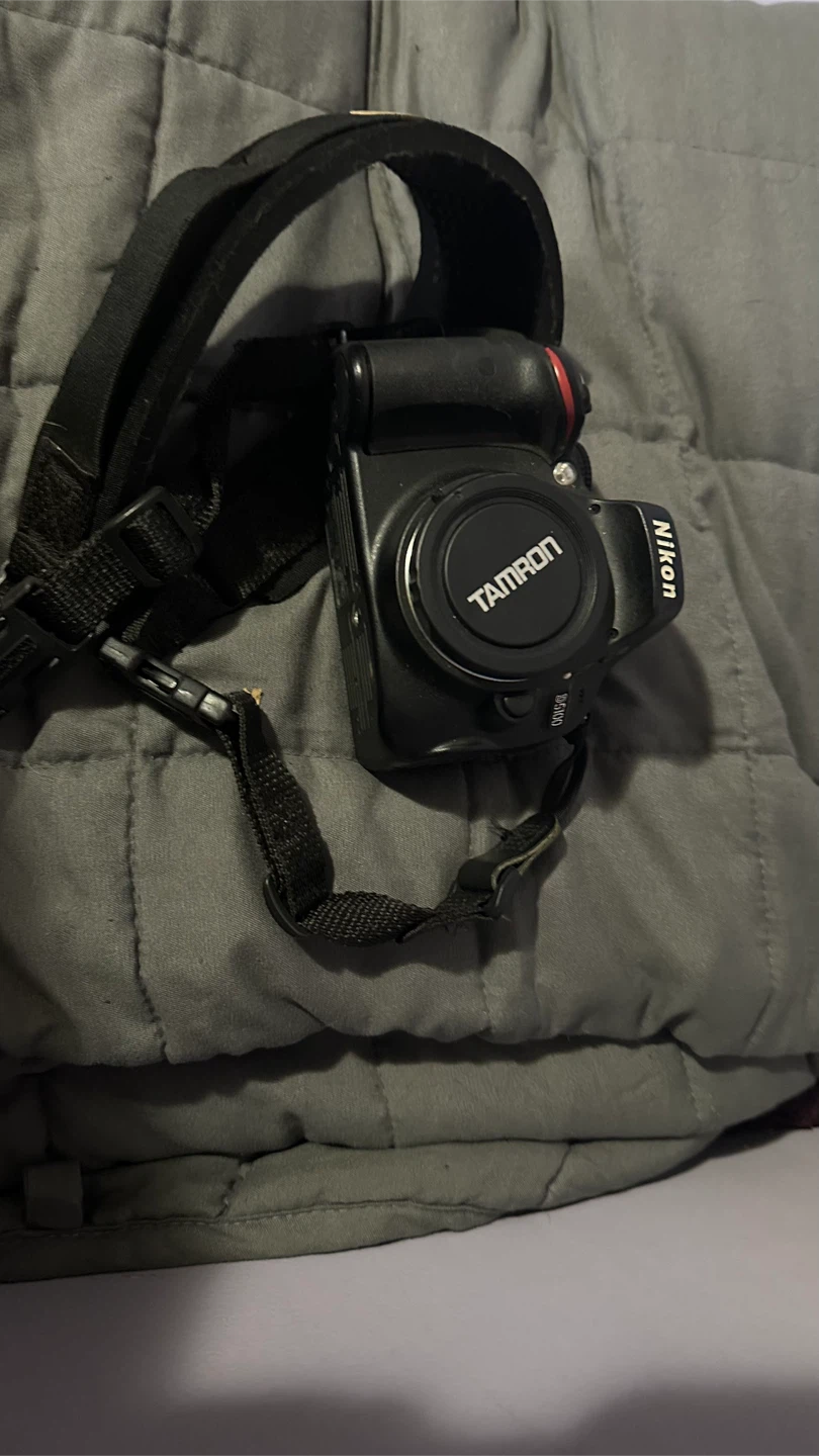 Nikon D5100 DSLR Camera - 100