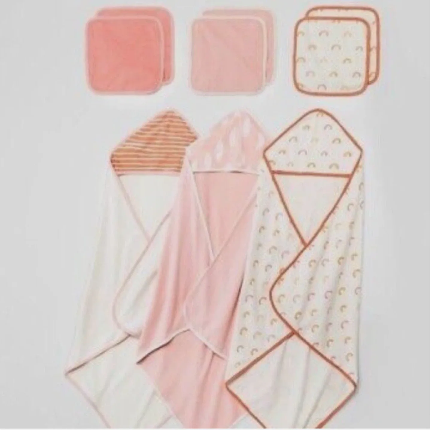 Band new 3 Hooded Towels & 6 Washcloth Set- Pink image indicator(7)
