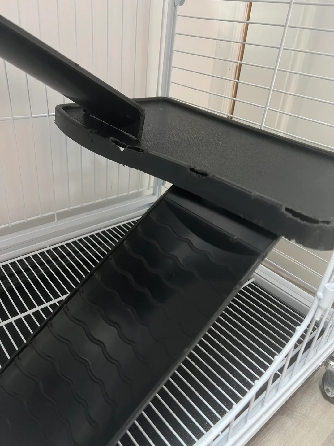 White Metal Small Animal Cage with Accessories image indicator(6)